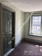 49 N Main St in Spring City, PA - Building Photo - Building Photo