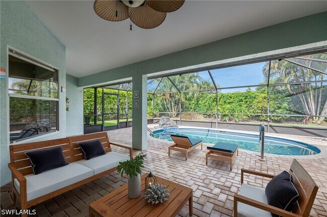 property at 1983 E Crown Pointe Blvd