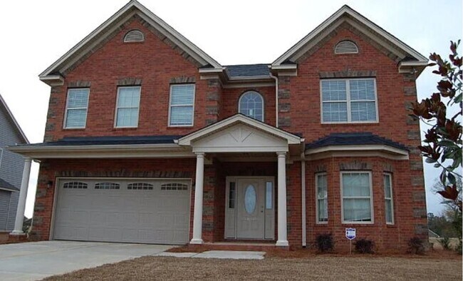 property at 2712 Magnum Dr