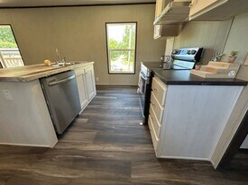 162 Autumn Ln in Jasper, AL - Building Photo