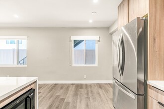 1307 Tamarind Ave in Los Angeles, CA - Building Photo - Building Photo