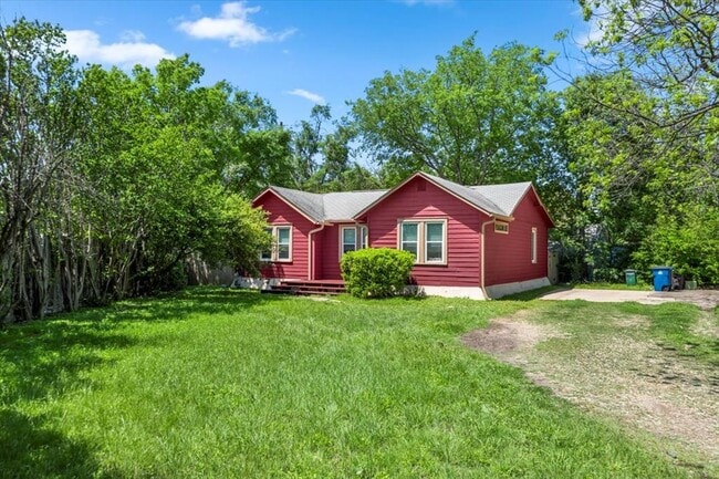 property at 2804 Breeze Terrace