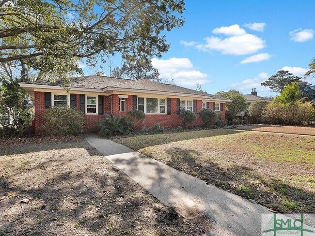 31 E 62nd St in Savannah, GA - Building Photo - Building Photo
