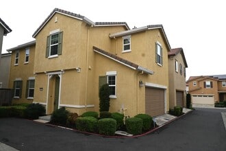 8883 Tethys Ln in Elk Grove, CA - Building Photo - Building Photo