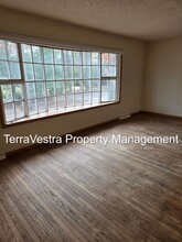 412 Hamilton Rd in Glassboro, NJ - Building Photo - Building Photo