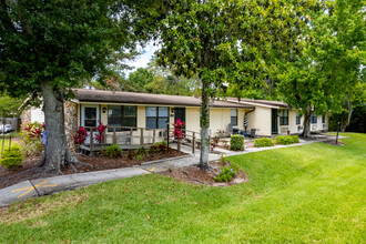 The Landings Apartment Homes in Winter Haven, FL - Foto de edificio - Building Photo