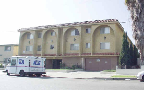 13229 Doty Ave in Hawthorne, CA - Building Photo - Building Photo