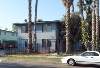 1822 Loma Vista St in Riverside, CA - Foto de edificio - Building Photo