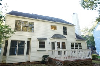 204 Swiss Lake Dr in Cary, NC - Building Photo - Building Photo