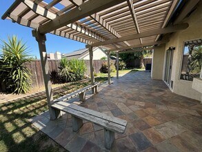 5604 Adobe Rd in Rocklin, CA - Building Photo - Building Photo