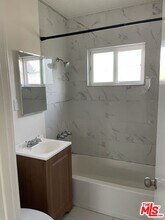 1963 17th St in Santa Monica, CA - Building Photo - Building Photo