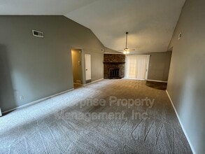 6324 Woodgreen Dr in Millington, TN - Building Photo - Building Photo