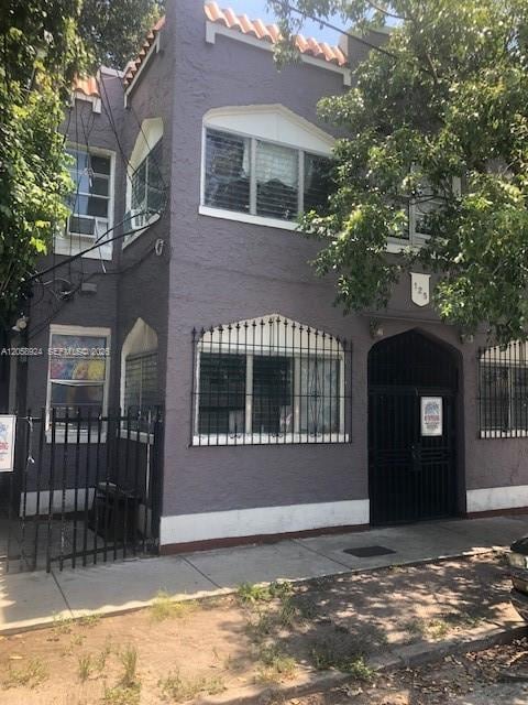 property at 125 NW 7th Ave