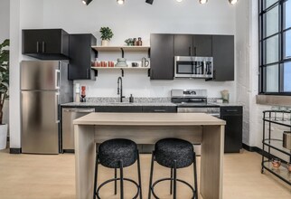 411 Piquette Ave in Detroit, MI - Building Photo - Building Photo