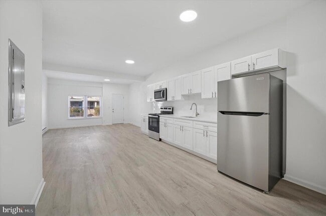 property at 705 S 60th St