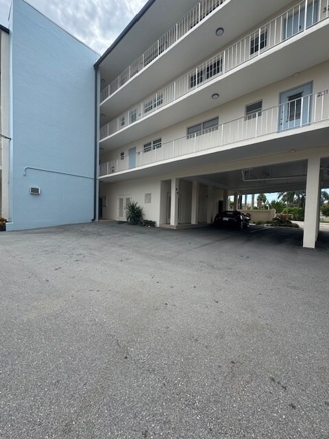 1967 S Ocean Blvd, Unit 315c in Pompano Beach, FL - Building Photo