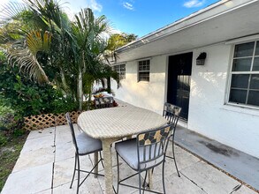 3021 Albatross Rd, Unit 3 in Delray Beach, FL - Building Photo - Building Photo