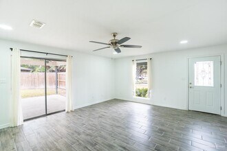 19 Falcon Ave in McAllen, TX - Building Photo - Building Photo