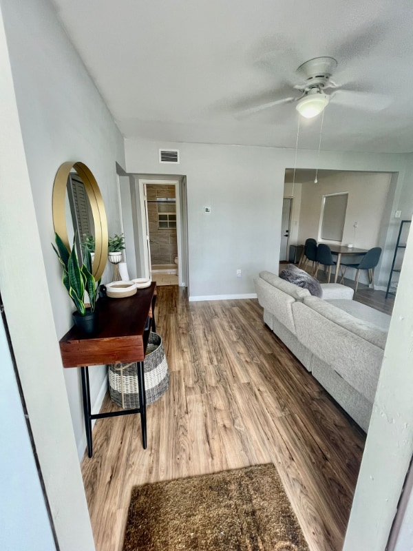 112 SW 67th Ave in Pembroke Pines, FL - Building Photo - Building Photo