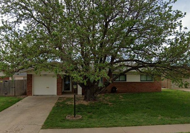 property at 4407 Mesa Cir
