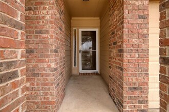 2643 Haselwood Ln in Round Rock, TX - Foto de edificio - Building Photo