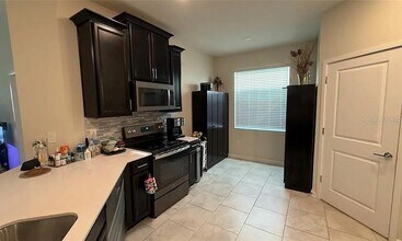 5321 Amersham Ln in St. Cloud, FL - Building Photo - Building Photo