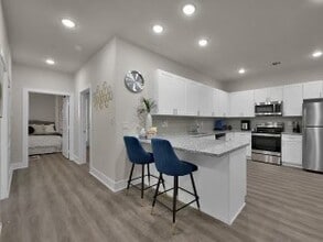 25115 Harper Ln in The Woodlands, TX - Foto de edificio - Building Photo