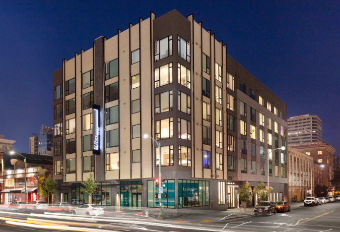 Alice House in Oakland, CA - Building Photo