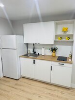 14274 SW 166th Ter, Unit Efficiency for Rent in Miami, FL - Building Photo