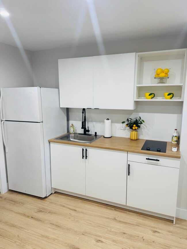 14274 SW 166th Ter, Unit Efficiency for Rent