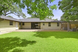 3123 Deal St in Houston, TX - Building Photo