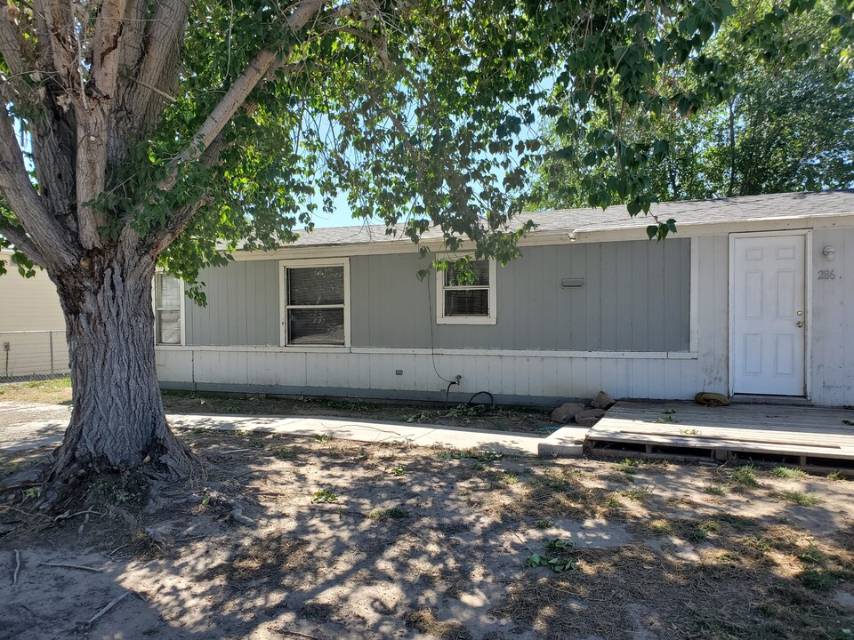 286 Red Cliffs Dr in Fruita, CO - Foto de edificio