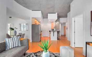 1700 Bassett St, Unit 516 in Denver, CO - Building Photo - Building Photo