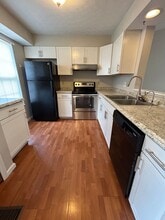 4813 Drayton Rd in Hilliard, OH - Foto de edificio - Building Photo