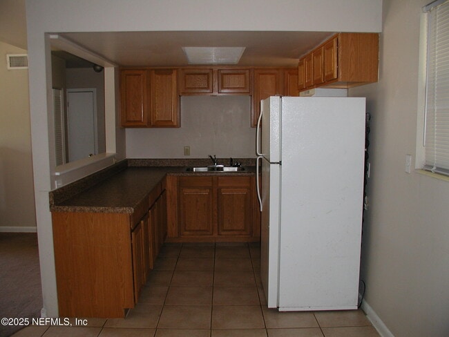 2500 Congaree Dr W in Jacksonville, FL - Building Photo - Building Photo