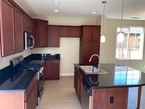 4798 Chromium Way in Sparks, NV - Building Photo - Building Photo