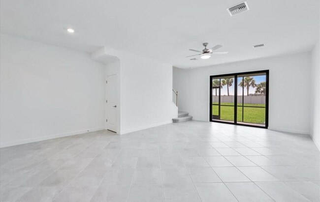 14273 Pine Lodge Ln in Ft. Myers, FL - Building Photo - Building Photo