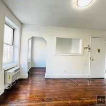 2 AVENUE in New York, NY - Building Photo - Building Photo