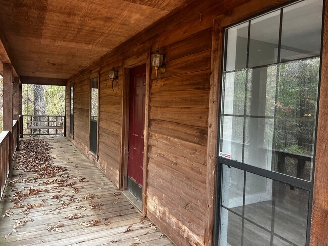 property at 95 Oakwood Dr