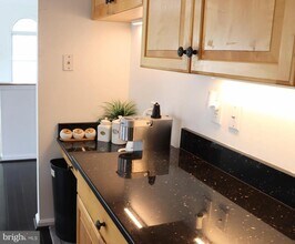 2260 Ballard Way in Ellicott City, MD - Building Photo - Building Photo