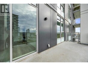 8570 Rivergrass Dr in Vancouver, BC - Building Photo - Building Photo