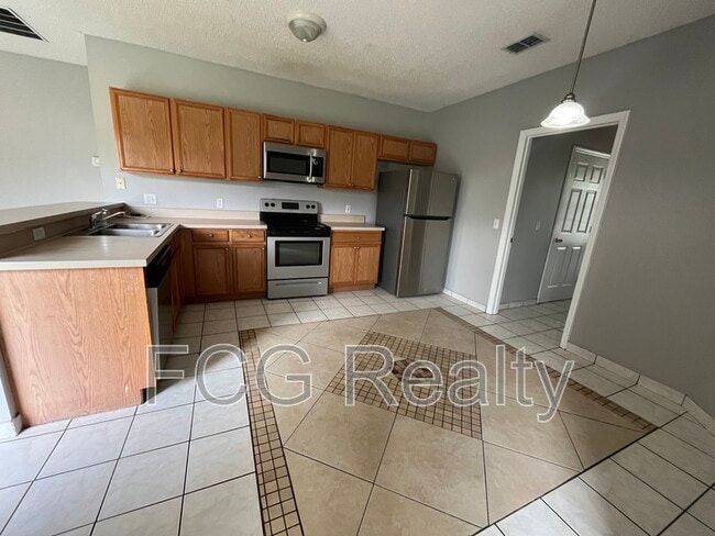 325 Marquee Dr in Kissimmee, FL - Building Photo - Building Photo