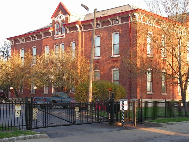 property at 714 Buchanan St
