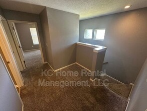 1957 N 80th Ct in Kansas City, KS - Foto de edificio - Building Photo