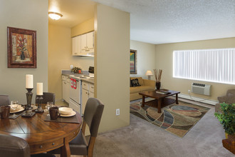 Kenton Place in Colorado Springs, CO - Building Photo - Building Photo