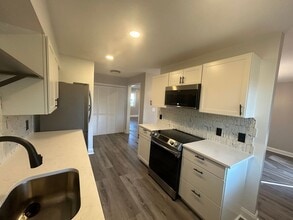 9156 Black Heath Cir in Charlotte, NC - Building Photo - Building Photo