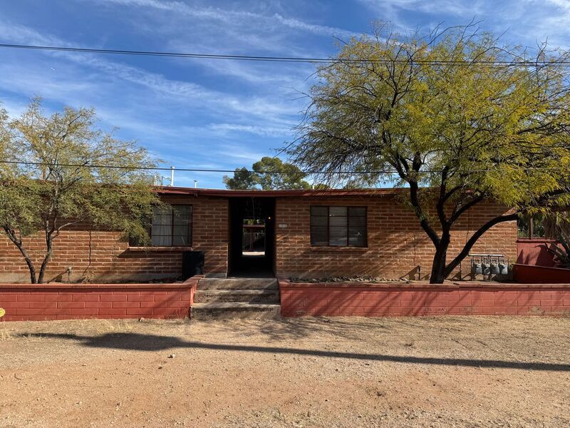 1318 N Howard Blvd in Tucson, AZ - Building Photo