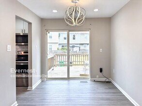 875 St Michaels Dr in Bowie, MD - Building Photo - Building Photo