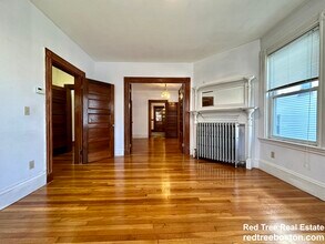 29 Woodlawn St, Unit 1 in Boston, MA - Foto de edificio - Building Photo