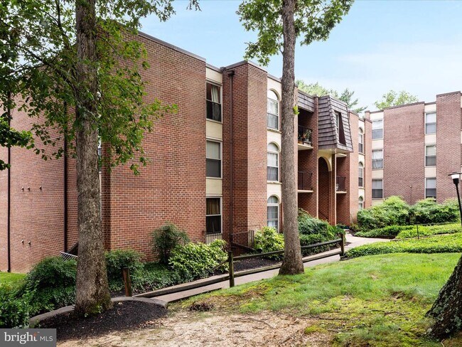 property at 3334 Woodburn Village Dr